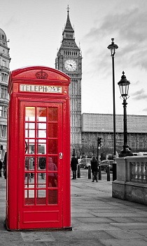 Красная телефонная будка в Лондоне 7